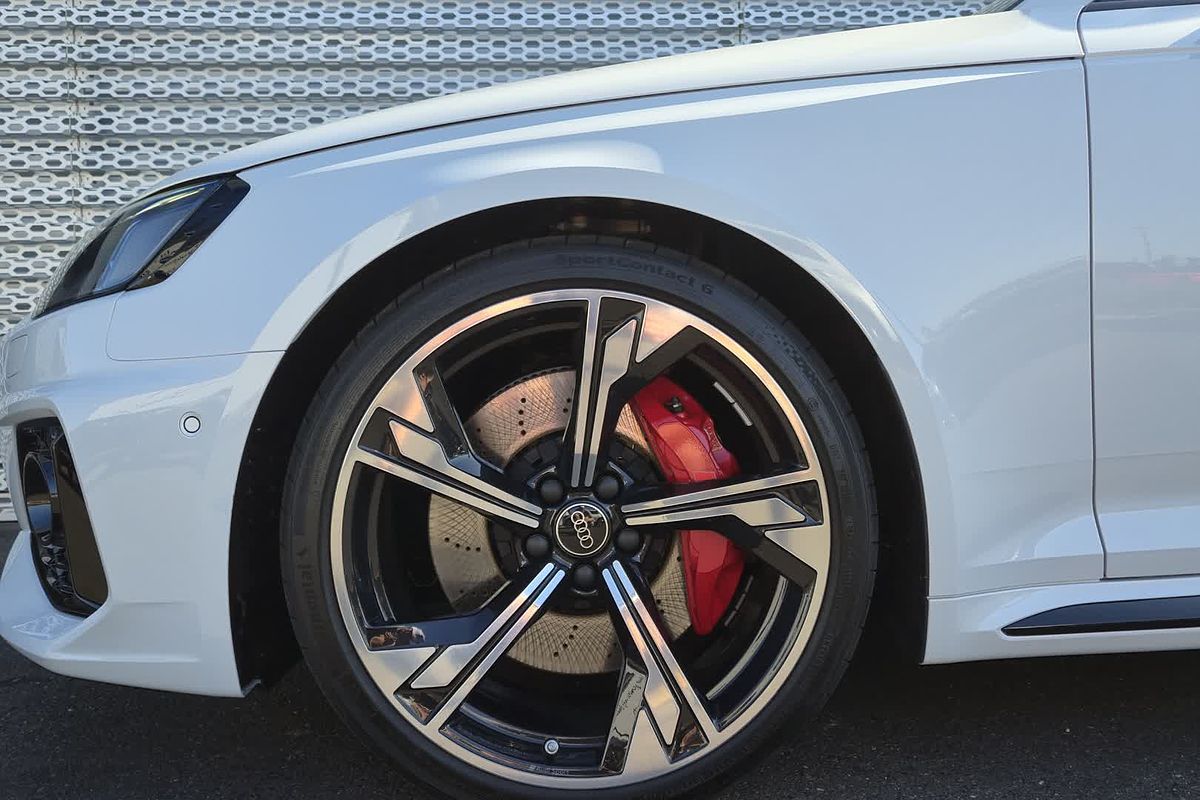 2024 Audi RS4 B9