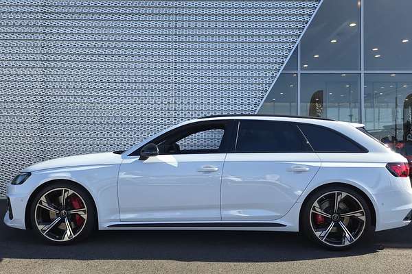 2024 Audi RS4 B9