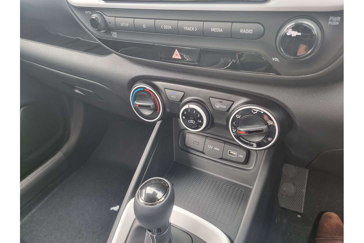 2024 Hyundai Venue Active QX.V5