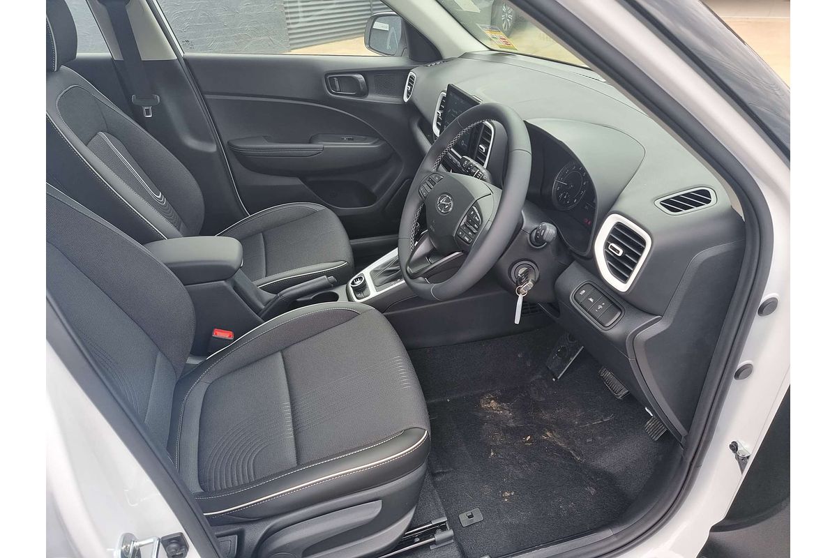 2024 Hyundai Venue Active QX.V5