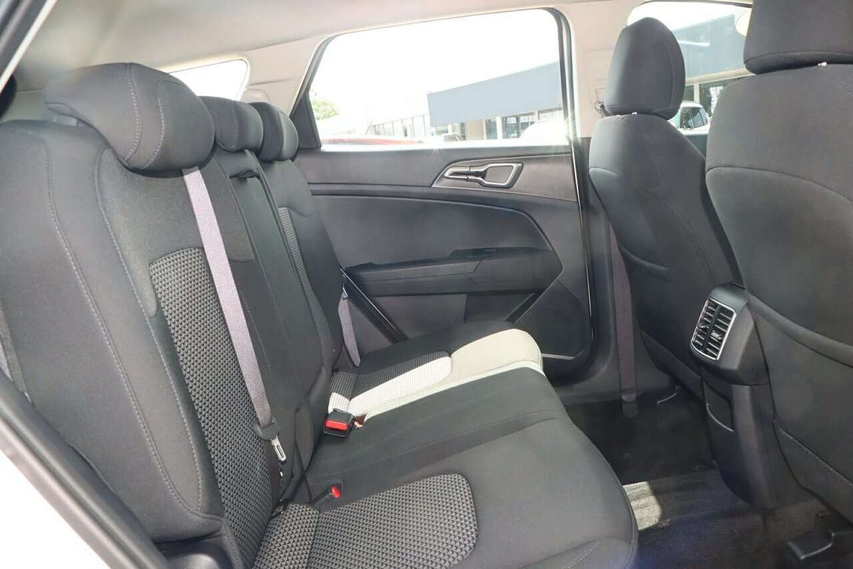 2024 Kia Sportage S NQ5