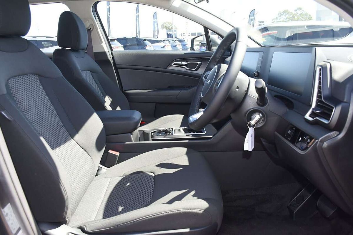 2024 Kia Sportage S NQ5