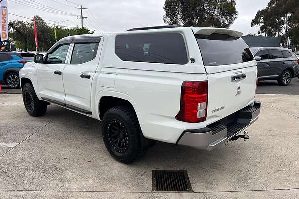 2024 Mitsubishi Triton GLX MV 4X4