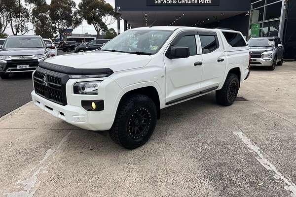 2024 Mitsubishi Triton GLX MV 4X4