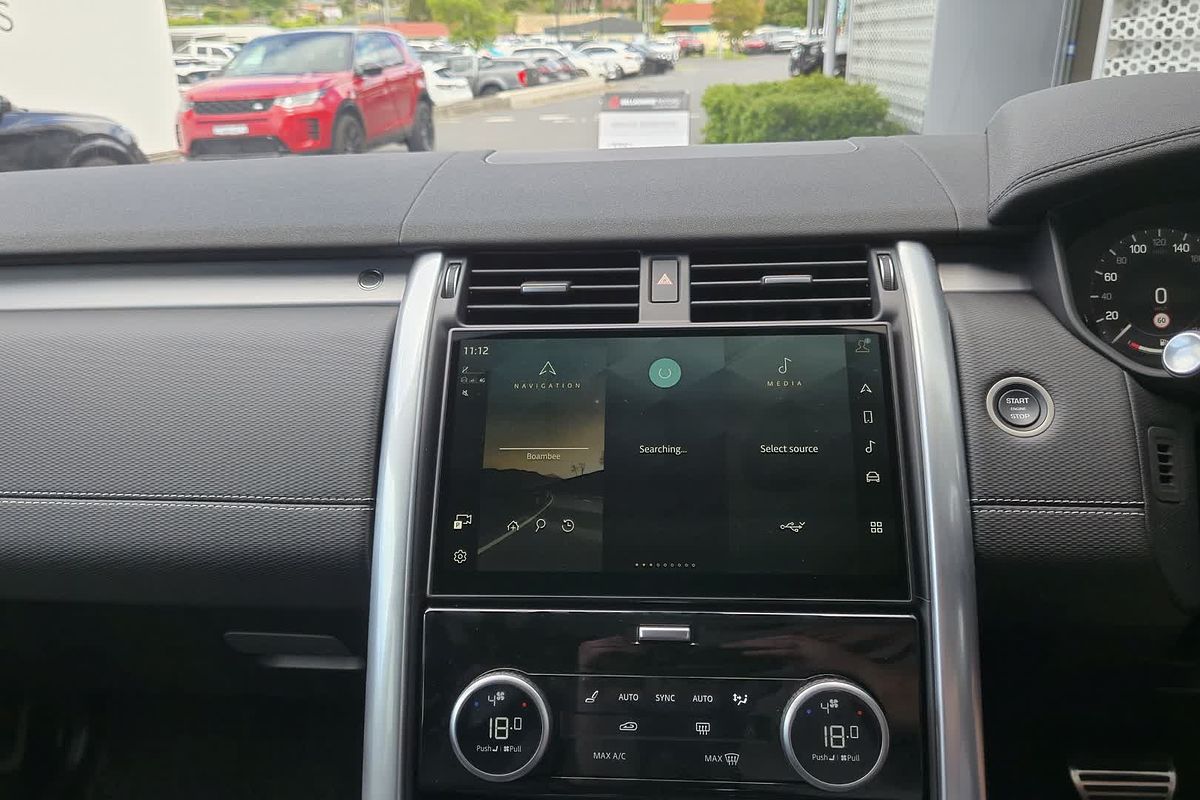 2024 Land Rover Discovery D300 Dynamic SE Series 5