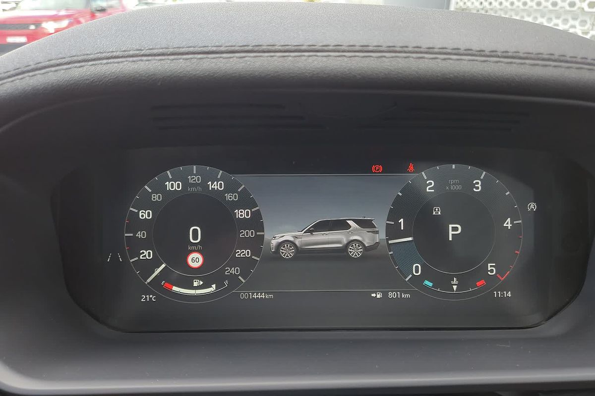 2024 Land Rover Discovery D300 Dynamic SE Series 5