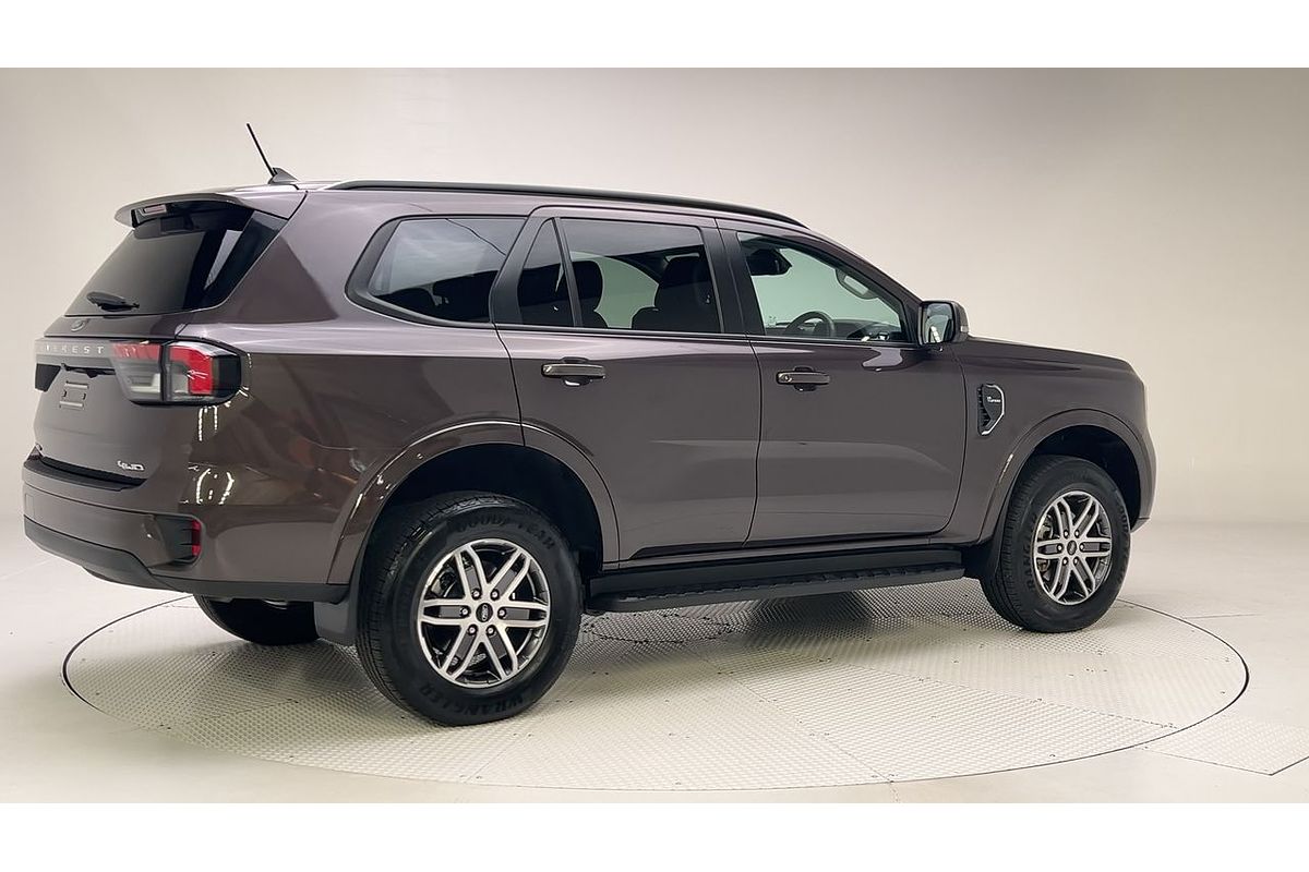 2023 Ford Everest Trend