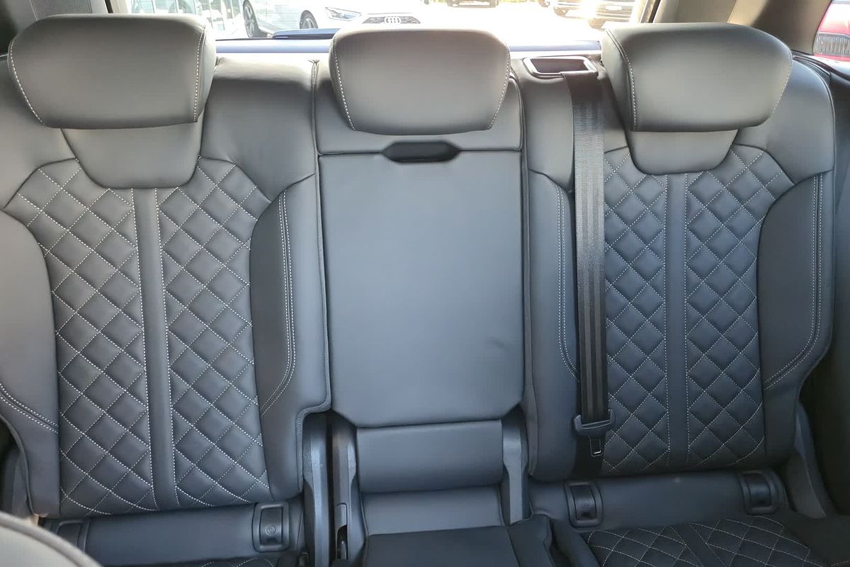 2024 Audi SQ5 TDI FY