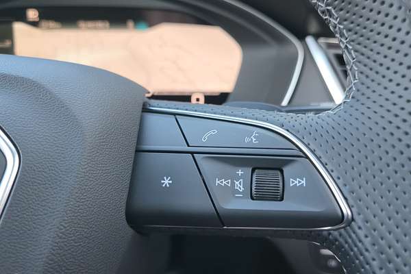 2024 Audi SQ5 TDI FY