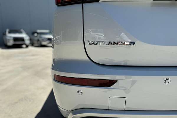 2024 Mitsubishi Outlander Exceed Tourer ZM