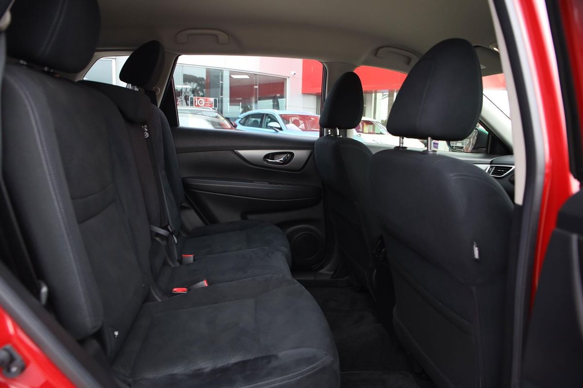 2014 Nissan X-TRAIL ST T32