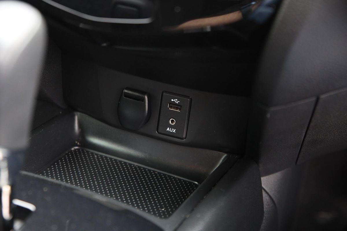 2014 Nissan X-TRAIL ST T32