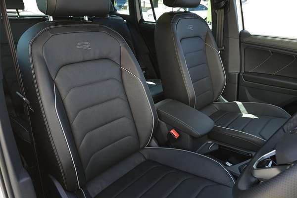 2022 Volkswagen Tiguan 162TSI R-Line 5N