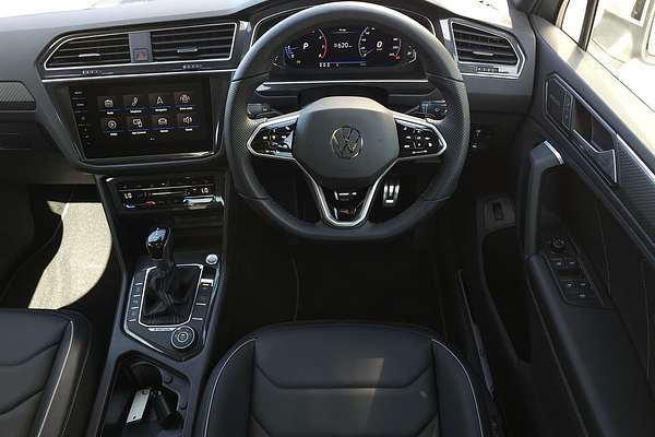 2022 Volkswagen Tiguan 162TSI R-Line 5N