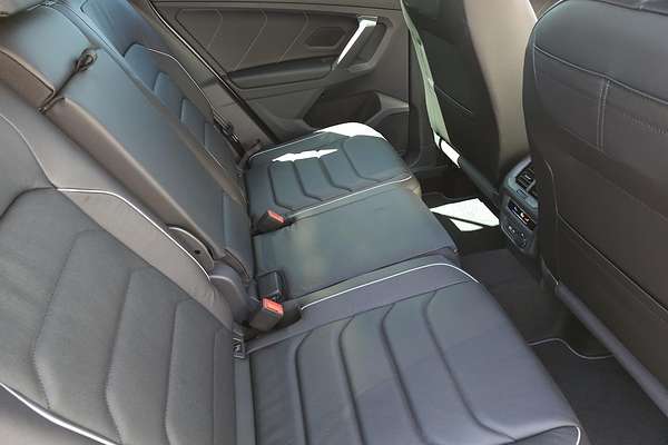 2022 Volkswagen Tiguan 162TSI R-Line 5N