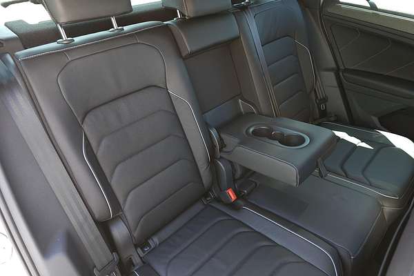 2022 Volkswagen Tiguan 162TSI R-Line 5N