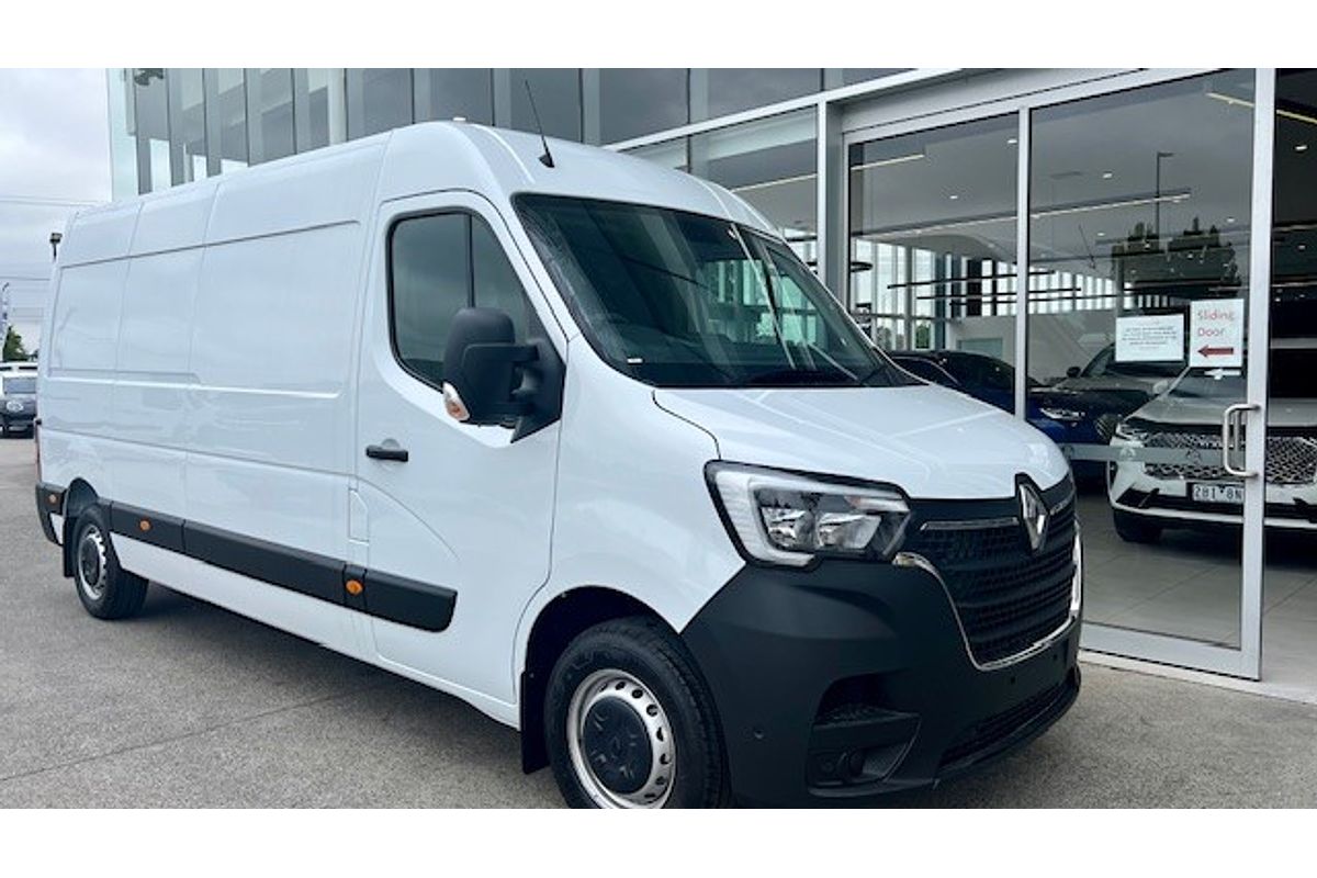 2023 Renault Master LWB Pro X62