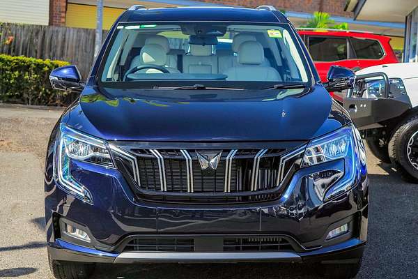 2024 Mahindra XUV700 AX7L