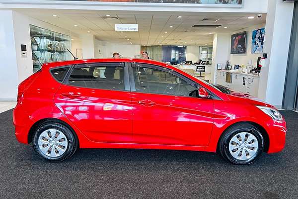 2015 Hyundai Accent Active RB3