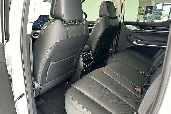 2024 GWM Cannon Alpha Ultra Hybrid P05 4X4