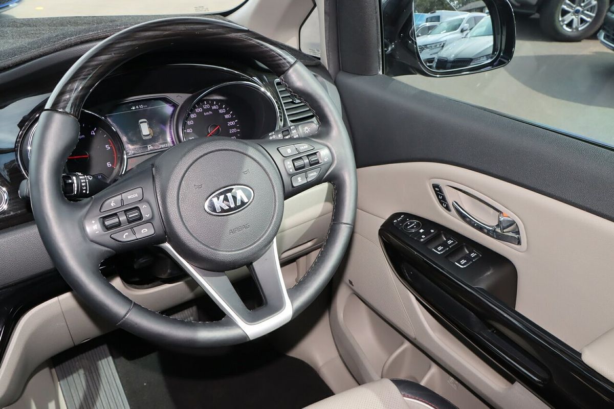 2018 Kia Carnival Platinum YP