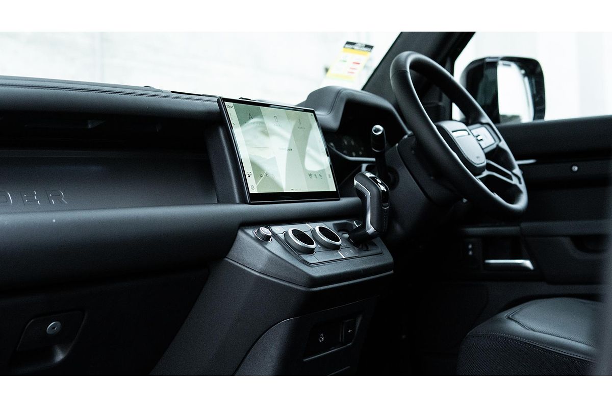 2024 Land Rover Defender 110 D350 X-Dynamic HSE L663