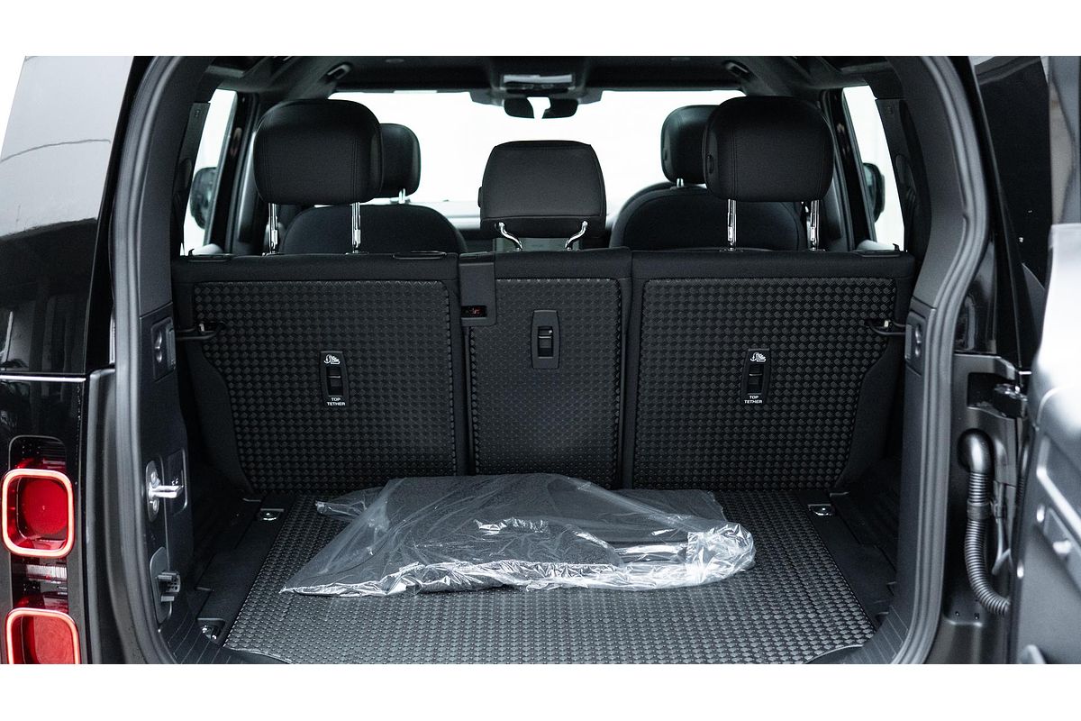 2024 Land Rover Defender 110 D350 X-Dynamic HSE L663