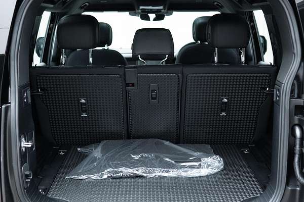 2024 Land Rover Defender 110 D350 X-Dynamic HSE L663