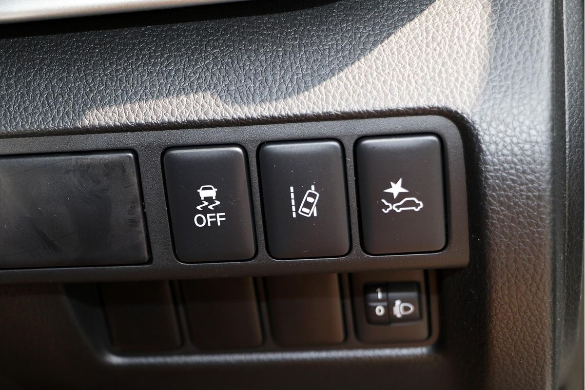 2024 Mitsubishi Eclipse Cross ES YB