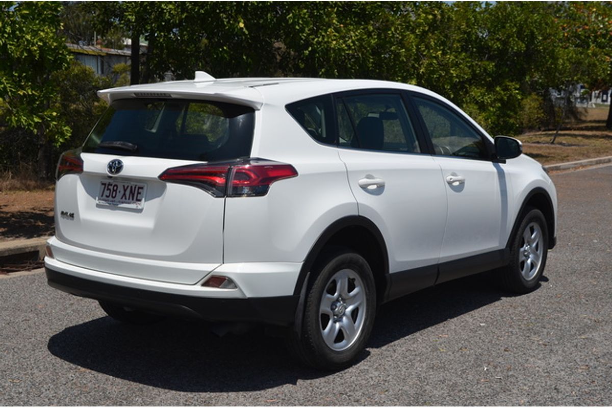 2017 Toyota RAV4 GX ZSA42R