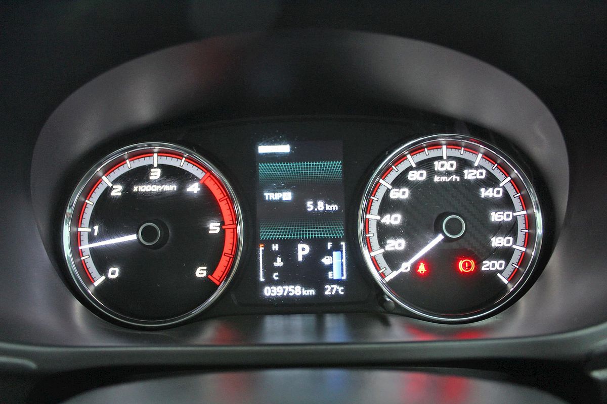 2020 Mitsubishi Triton GLX+ in WHITE Used Ute Burleigh Heads QLD