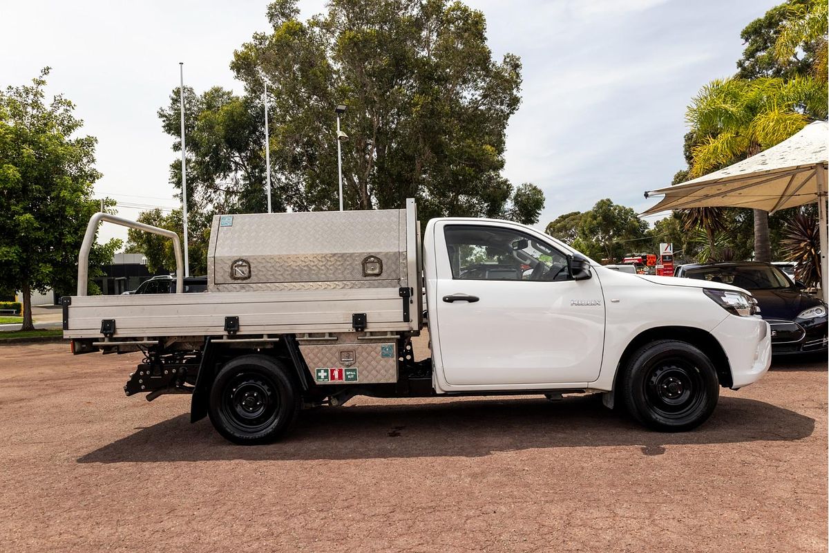 2017 Toyota Hilux Workmate GUN122R Rear Wheel Drive