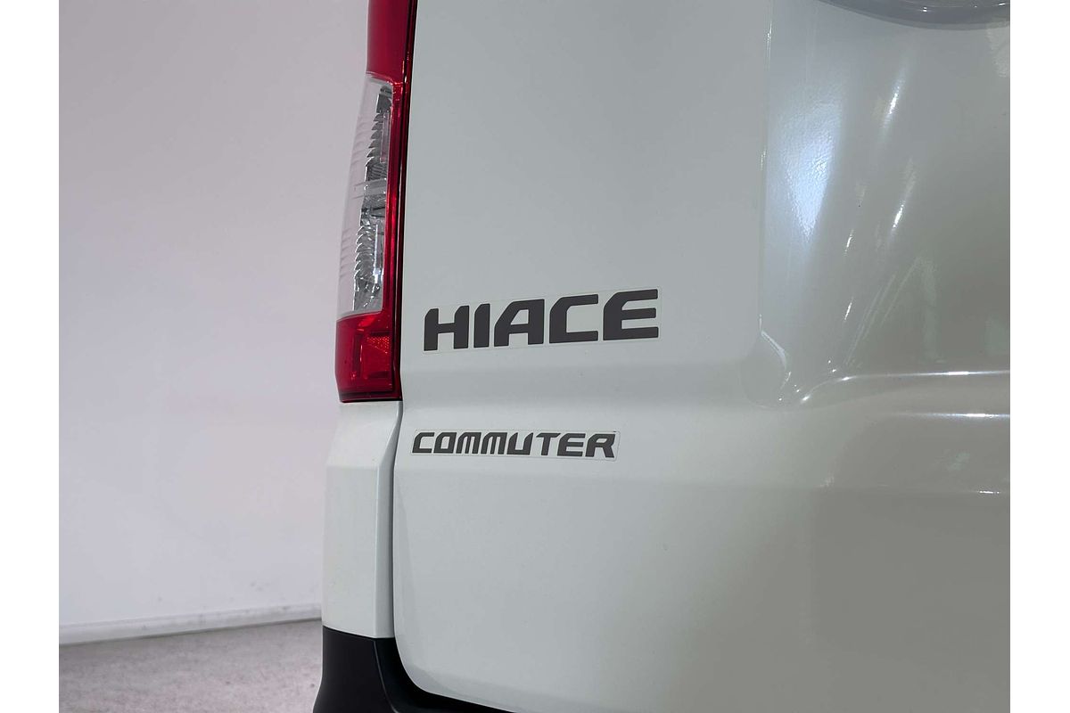 2023 Toyota Hiace Commuter GDH322R