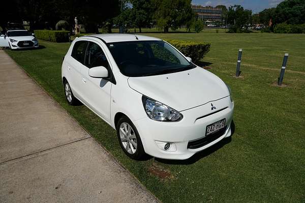 2013 Mitsubishi Mirage ES LA