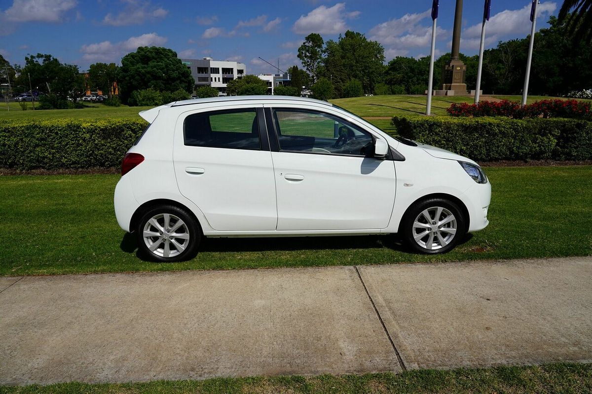 2013 Mitsubishi Mirage ES LA