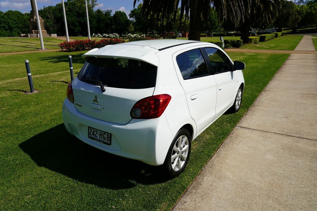 2013 Mitsubishi Mirage ES LA