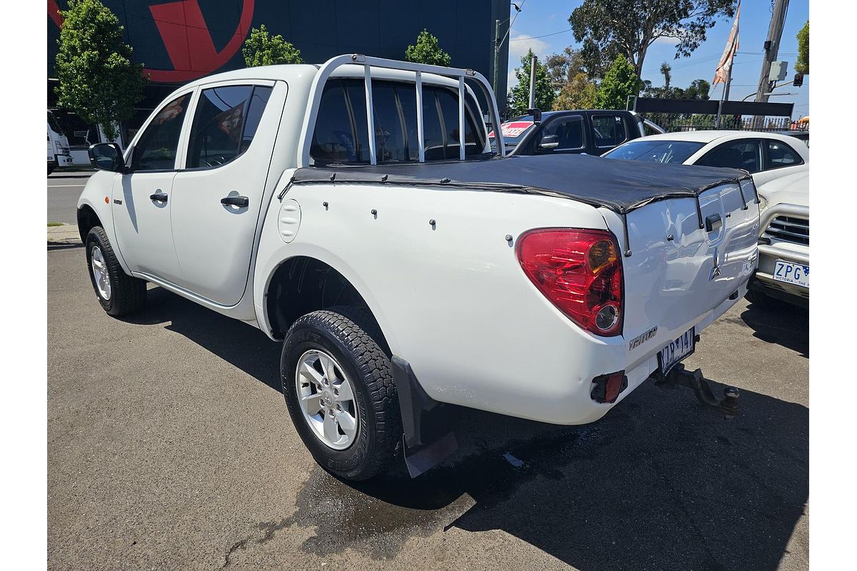 2009 Mitsubishi Triton GLX ML Rear Wheel Drive