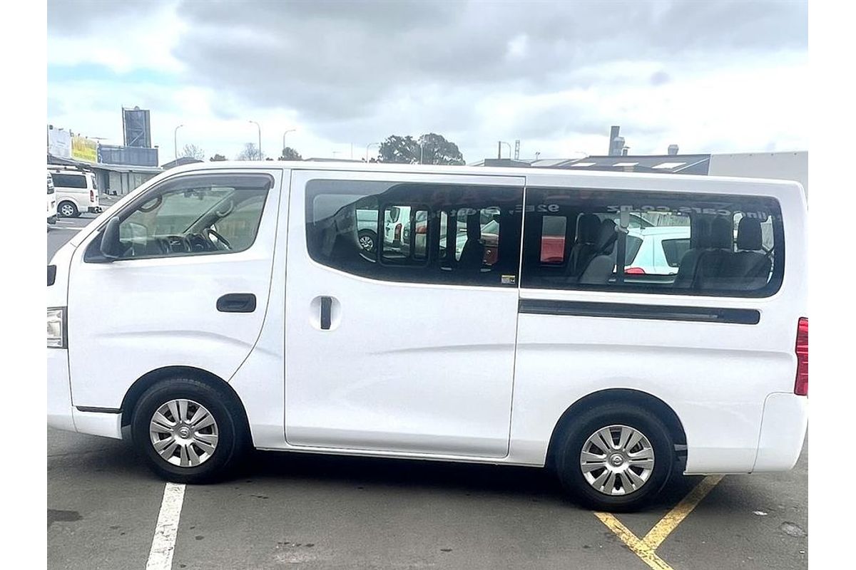 2015 Nissan Caravan Wagon