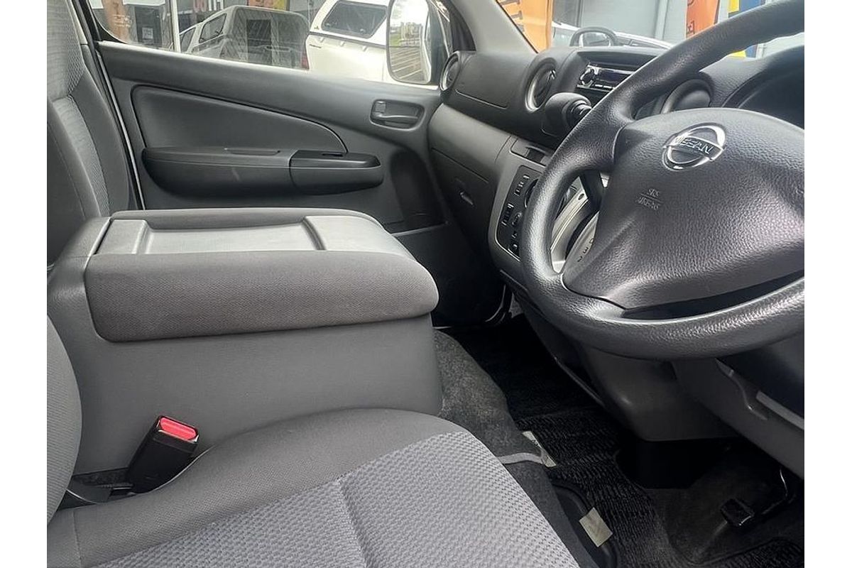 2015 Nissan Caravan Wagon