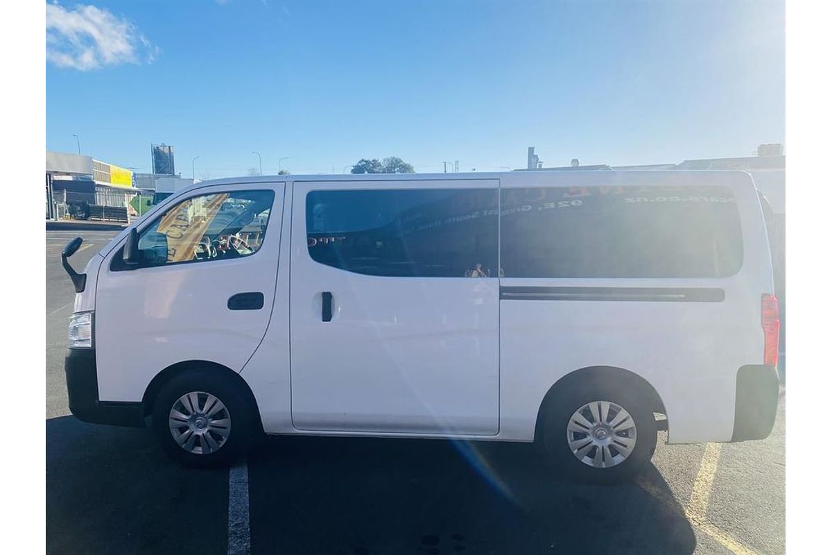 2017 Nissan CARAVAN Van