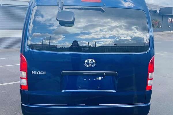 2022 Toyota Hiace