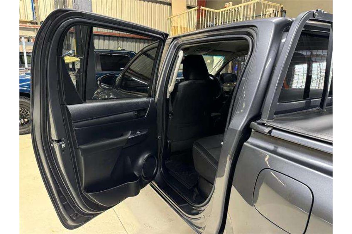 2018 Toyota Hilux SR GUN126R 4X4