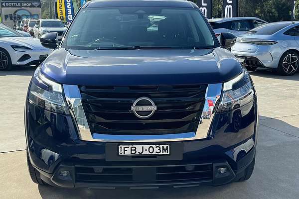 2022 Nissan Pathfinder ST-L R53