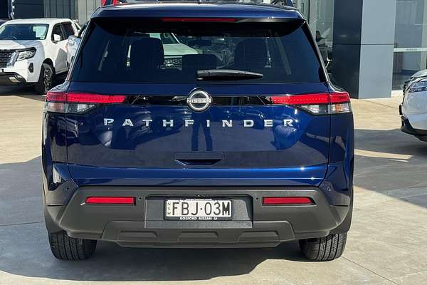 2022 Nissan Pathfinder ST-L R53