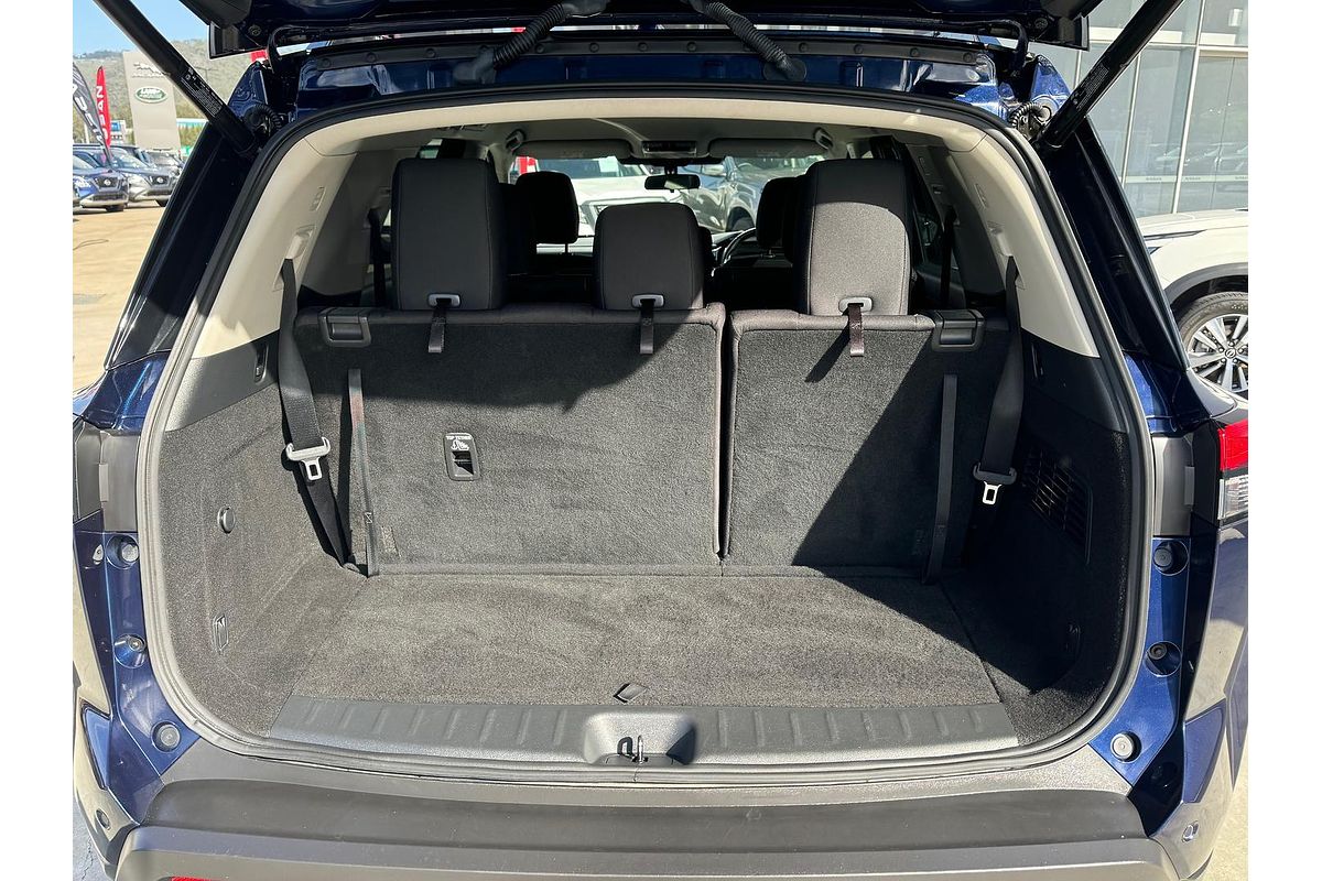 2022 Nissan Pathfinder ST-L R53