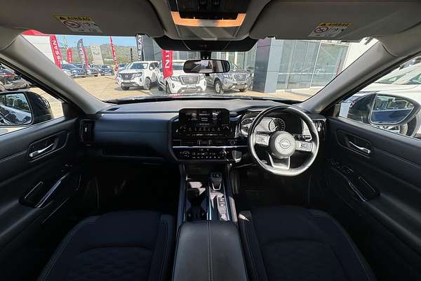 2022 Nissan Pathfinder ST-L R53