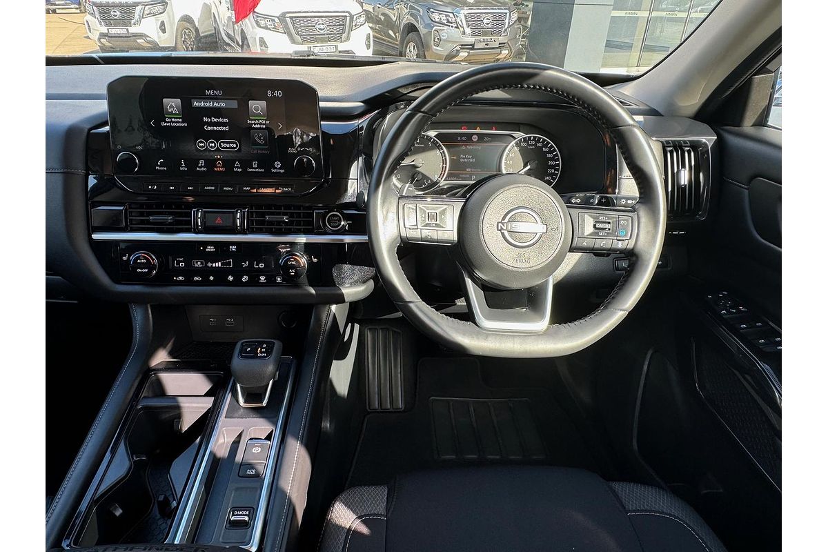 2022 Nissan Pathfinder ST-L R53