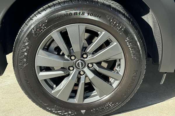 2022 Nissan Pathfinder ST-L R53