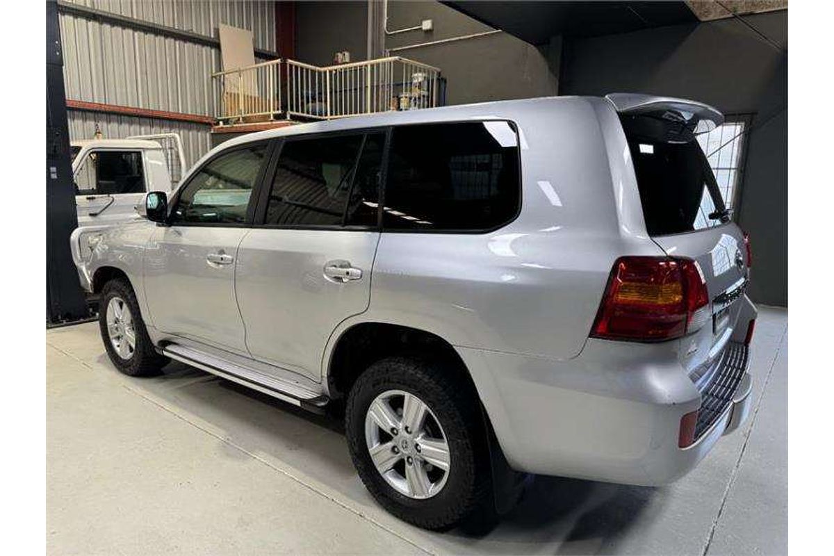 2014 Toyota Landcruiser Altitude VDJ200R