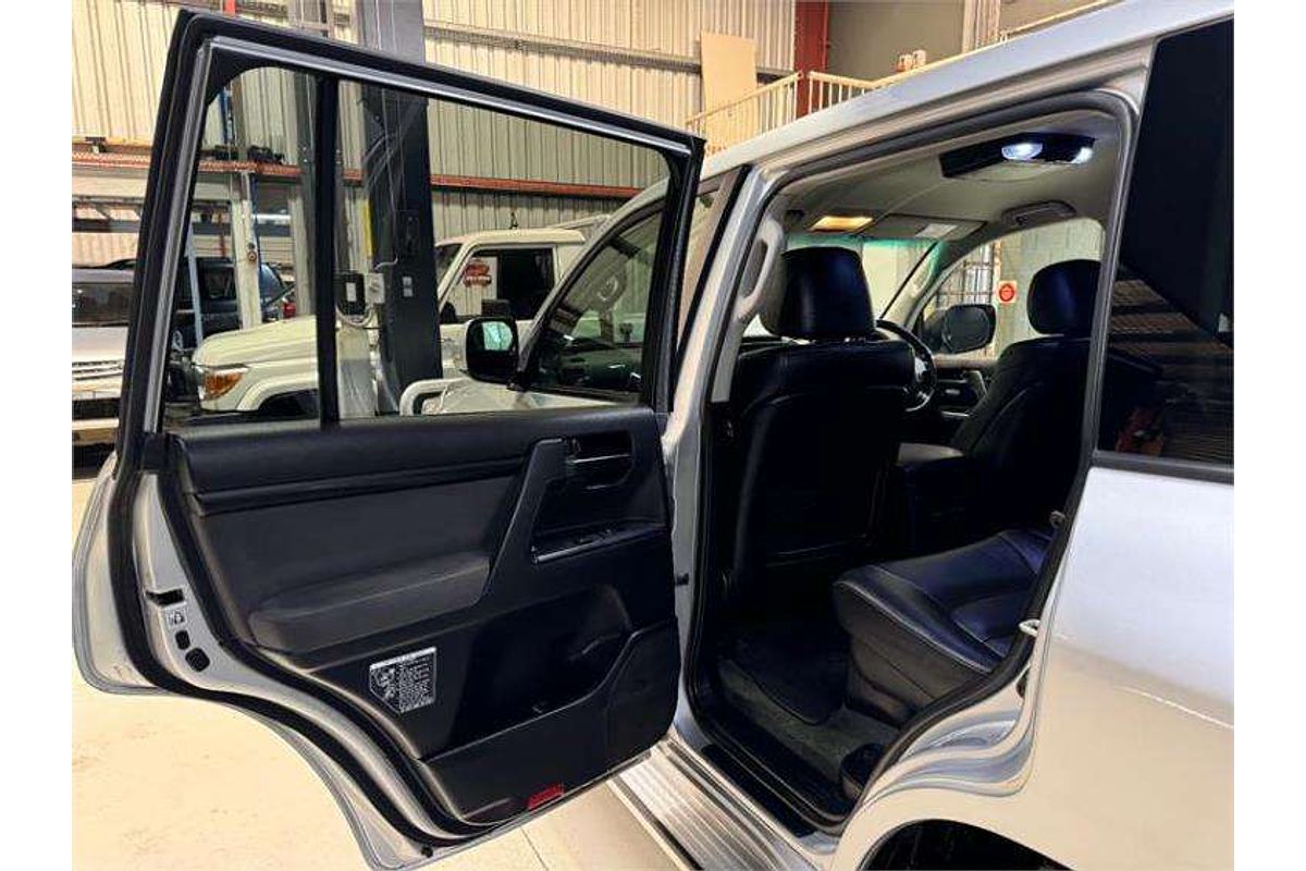 2014 Toyota Landcruiser Altitude VDJ200R